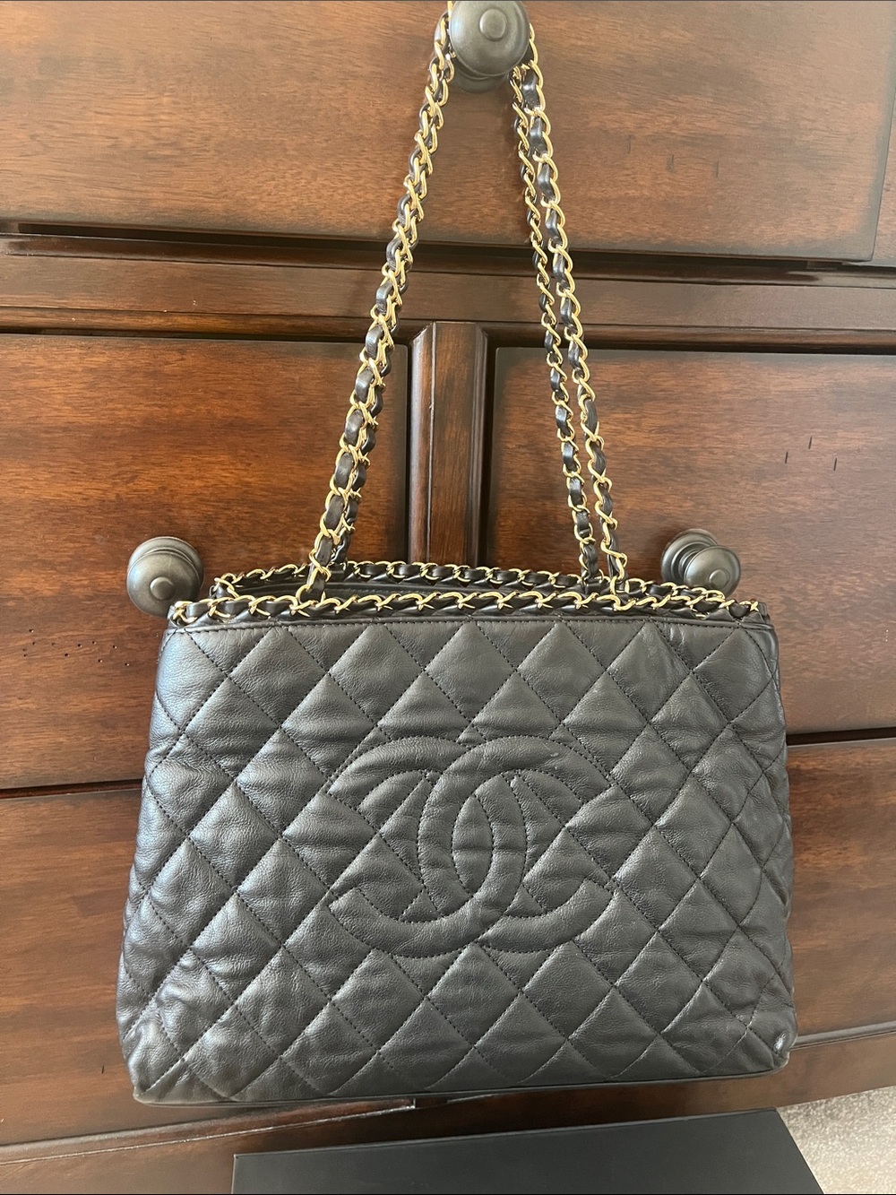 CHANEL Quilted Black Lambskin Shoulder Bag with Gold Chain